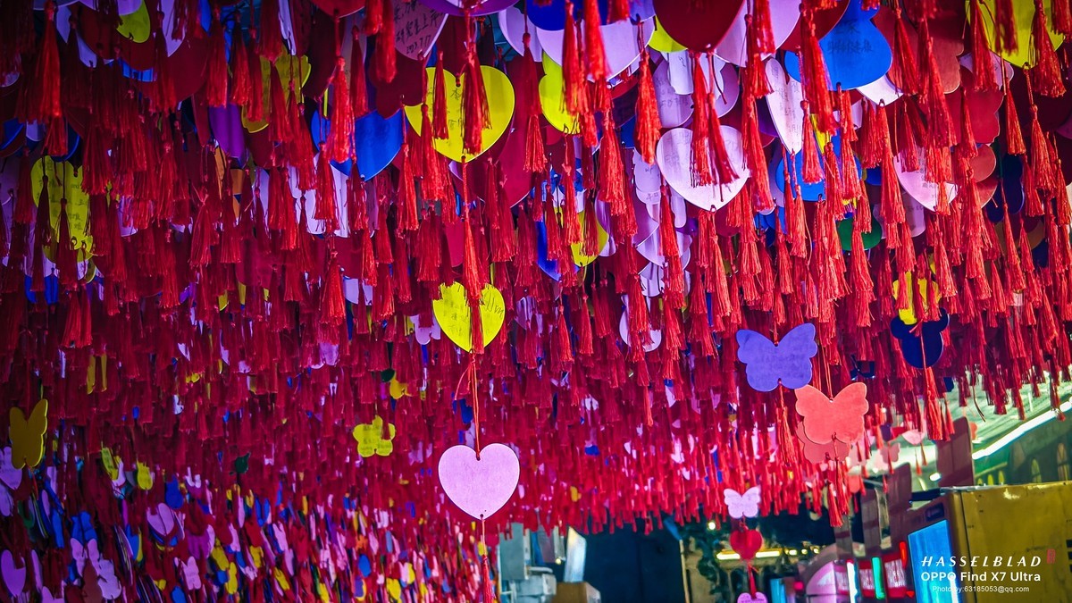 2024-07-27 晚上意式风情街遛弯儿随拍