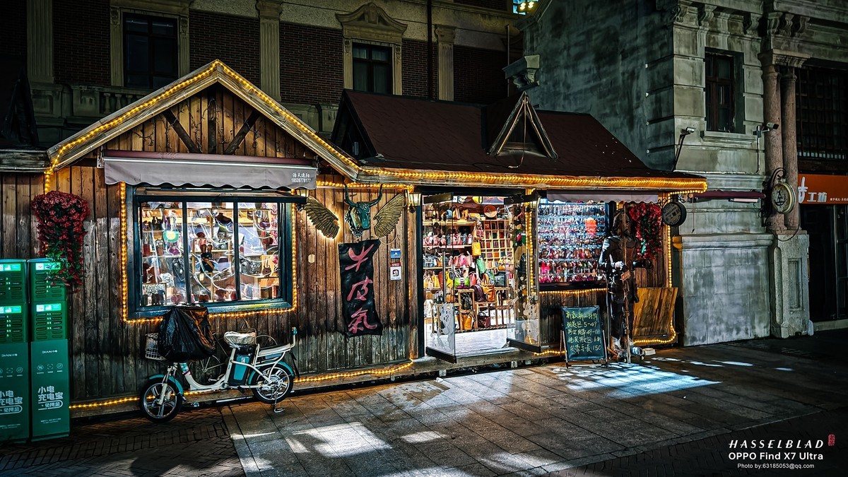 2024-07-27 晚上意式风情街遛弯儿随拍