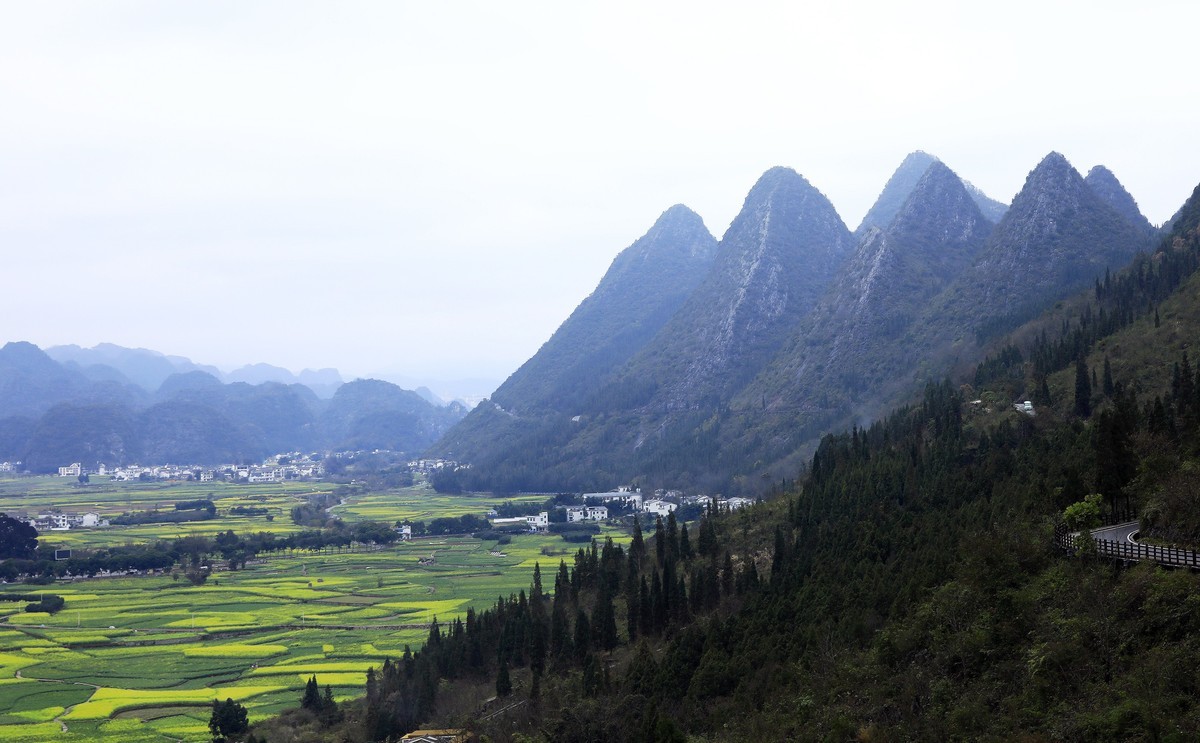 贵州兴义万峰林