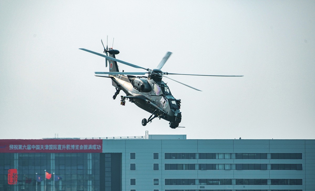 第六届中国天津国际直升机博览会飞行表演掠影