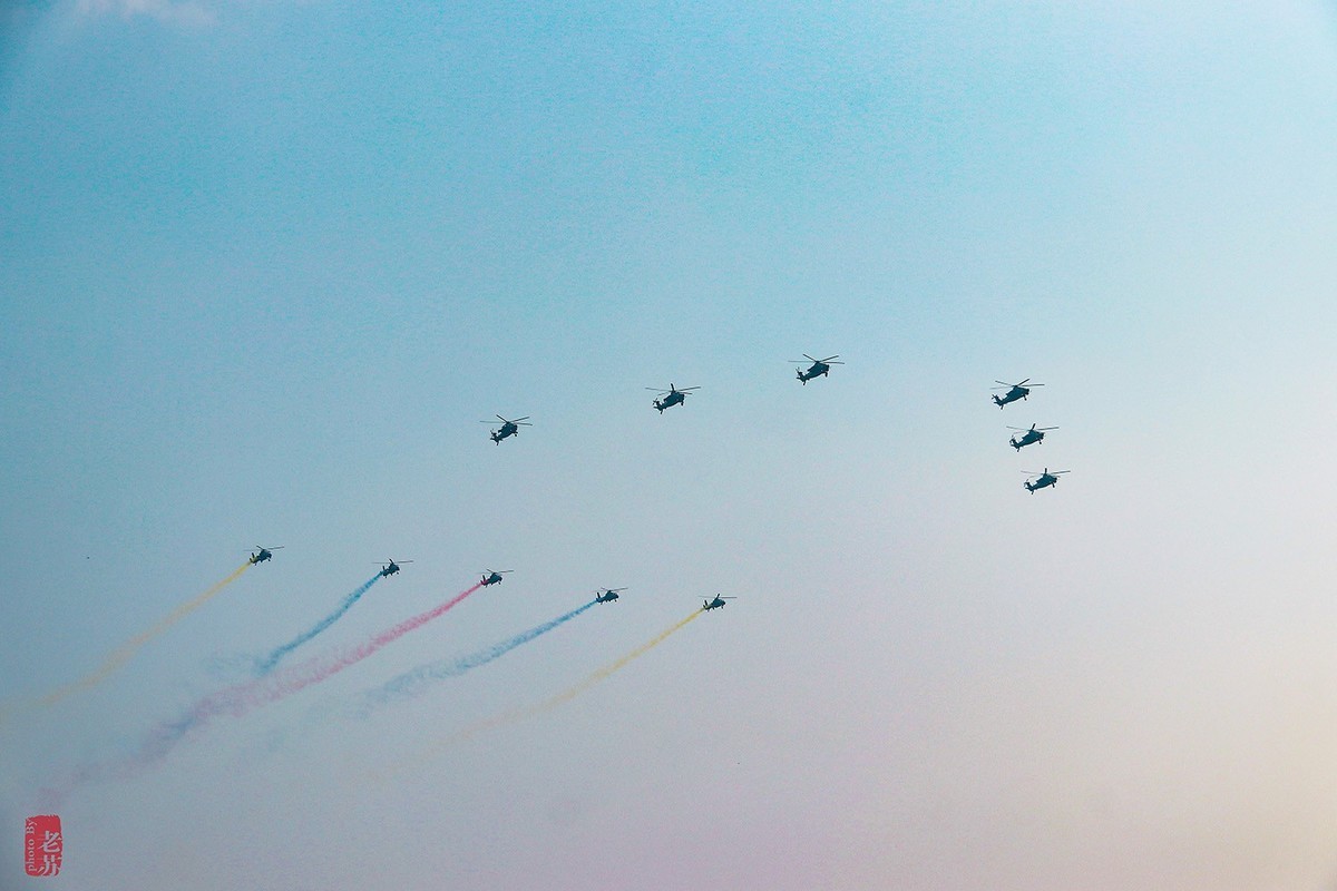 第六届中国天津国际直升机博览会飞行表演掠影