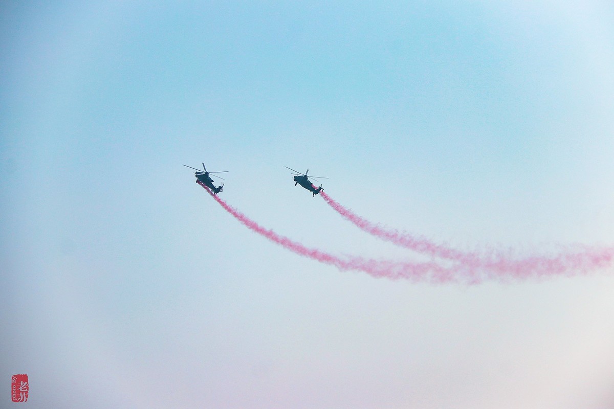 第六届中国天津国际直升机博览会飞行表演掠影