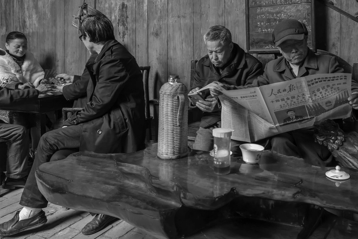 纪实摄影 | 四川人生活真实写照：来壶茶，摆会儿龙门阵