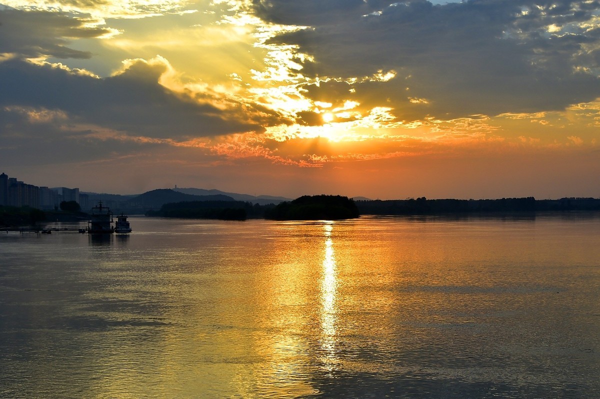 汉江晚霞