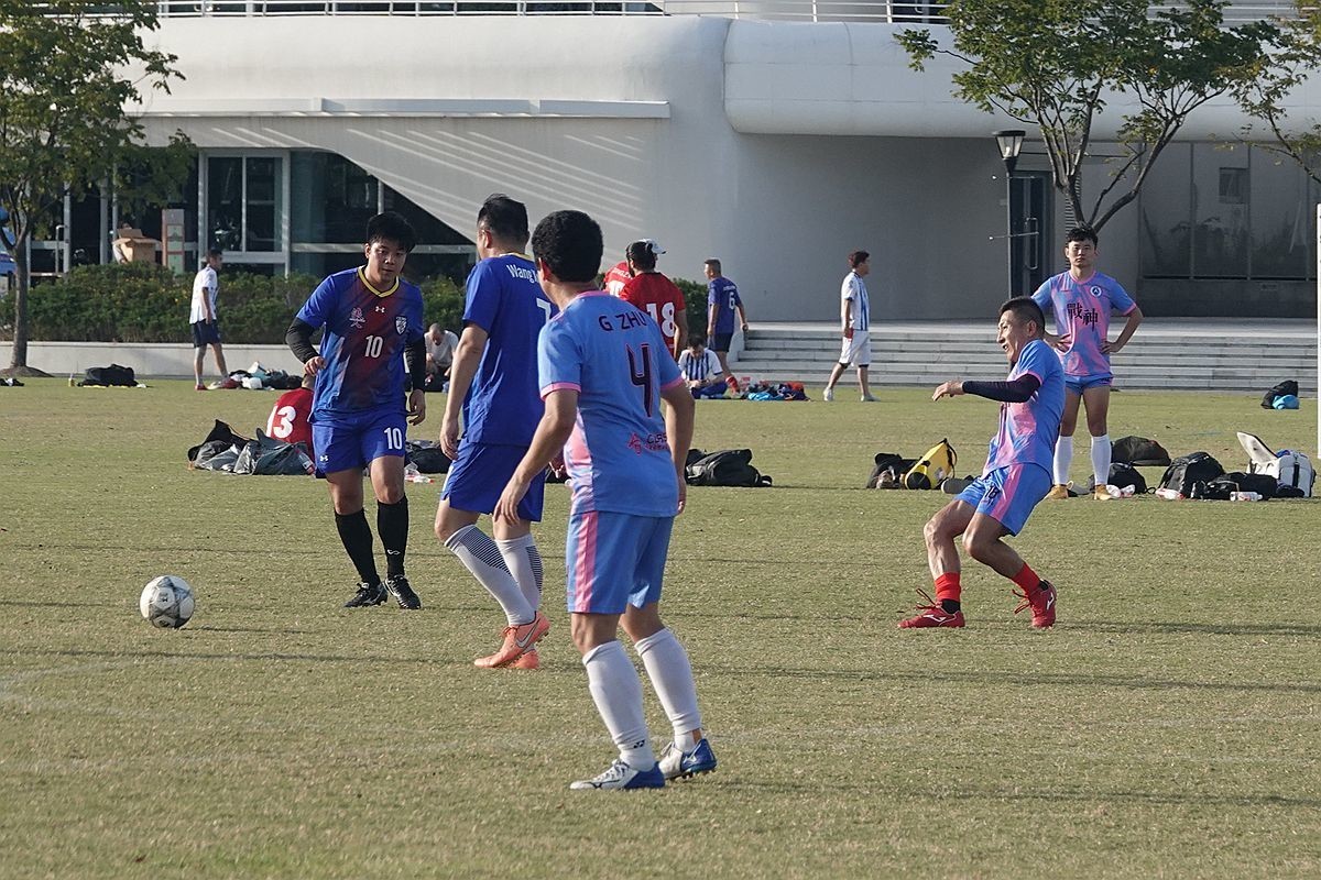 周末的绿茵场（2）