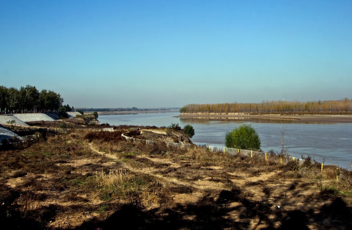 初冬——暖阳下的黄河公园速写（三）