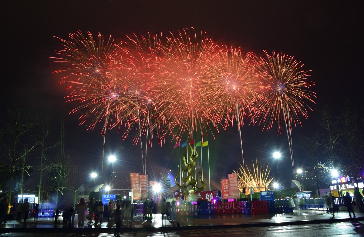 万家灯火  相聚元霄