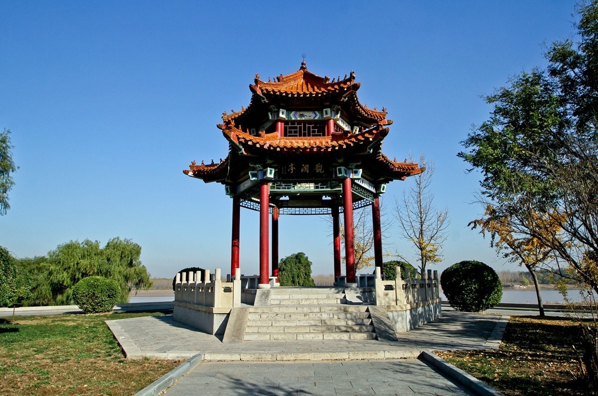 初冬——暖阳下的黄河公园速写（三）