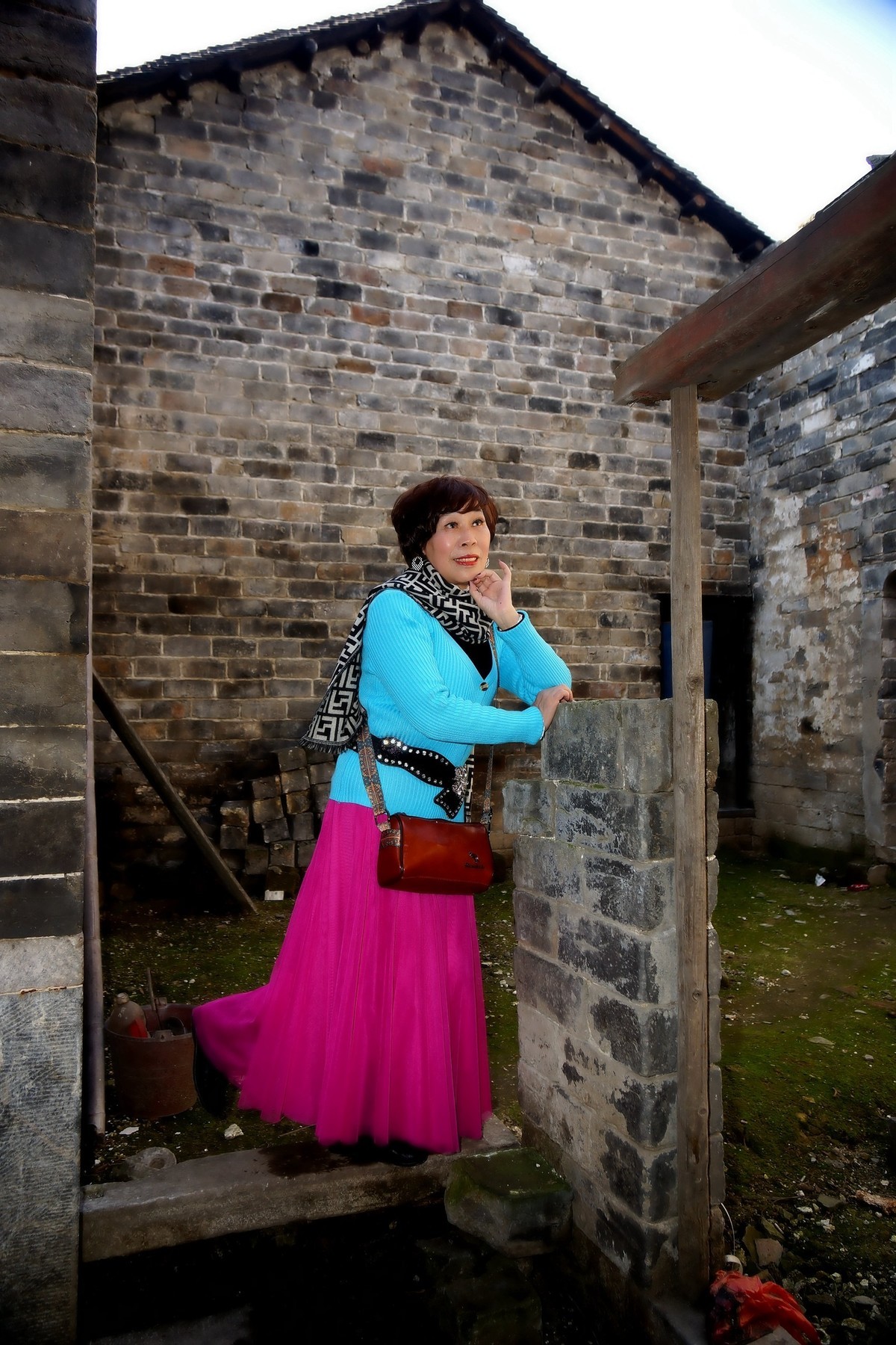 乡村旅游中的美女！