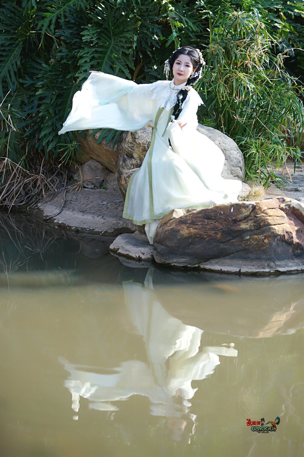 【在水一方】---婉灵