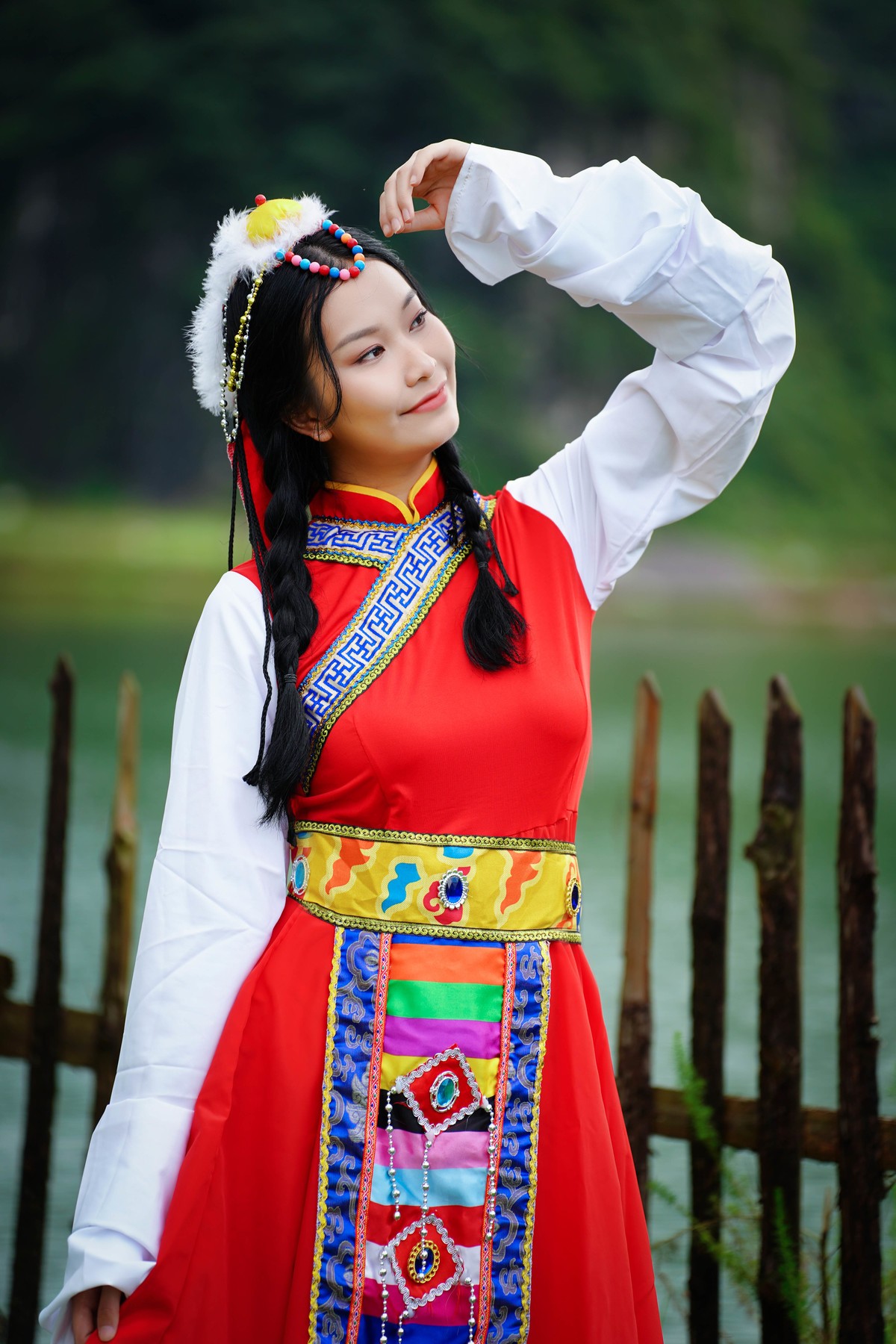 穿蒙古服的女孩|摄影|人像摄影|Marck一MH - 原创作品 - 站酷 (ZCOOL)