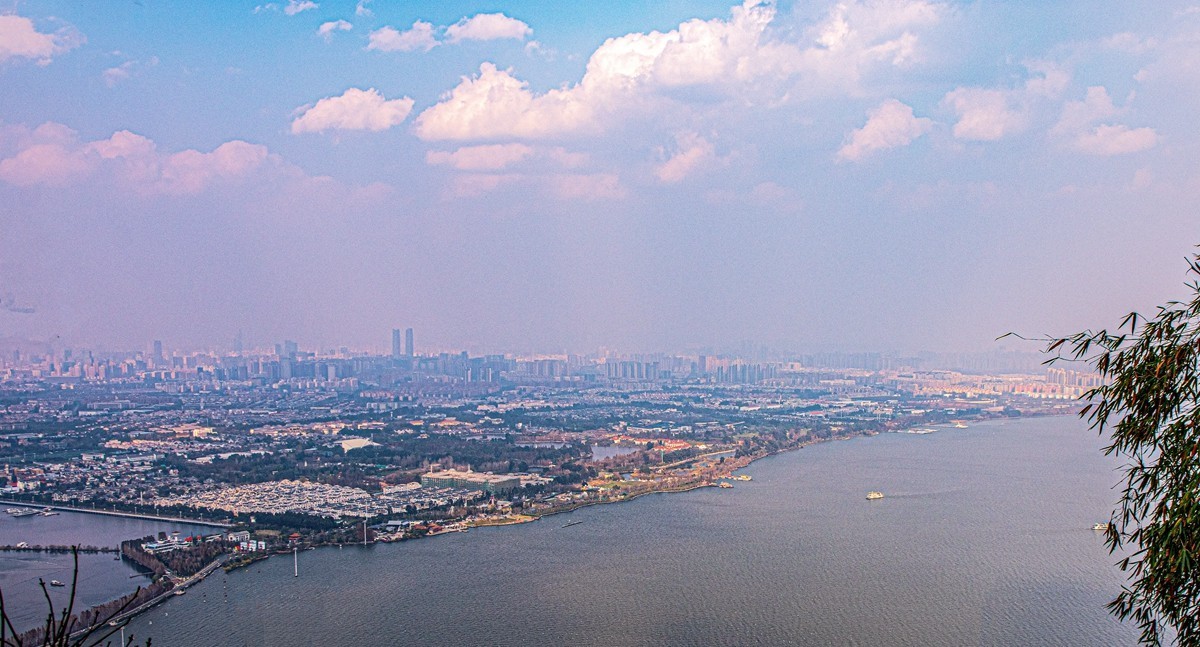 云南昆明--西山龙门【5】遥看昆明城