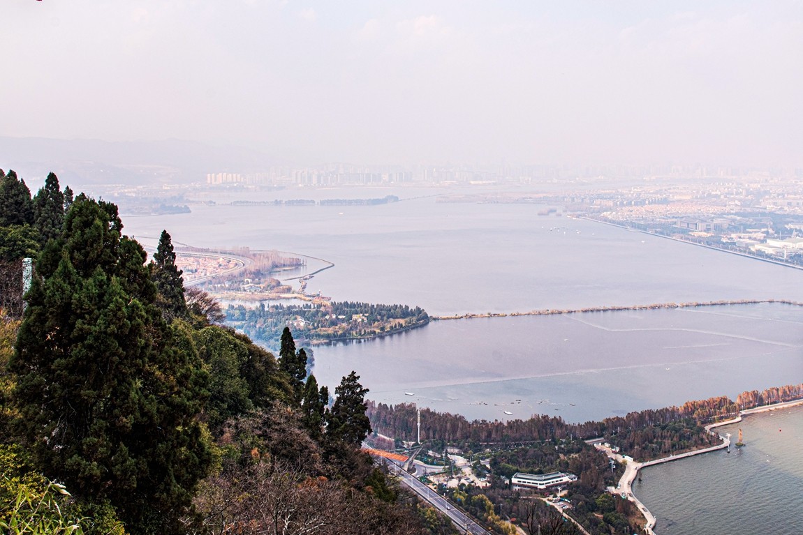 云南昆明--西山龙门【5】遥看昆明城