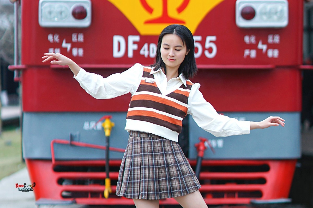 【旧机车酷女】---沛阳