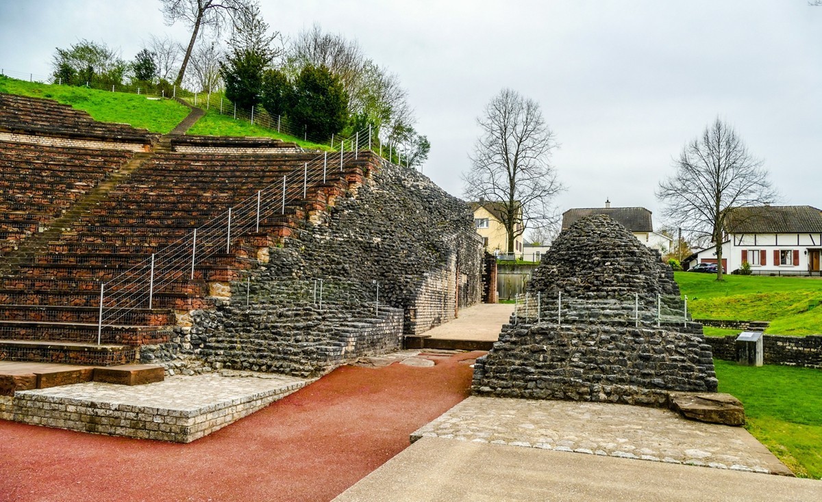 古堡遗址（瑞士”Augusta“）