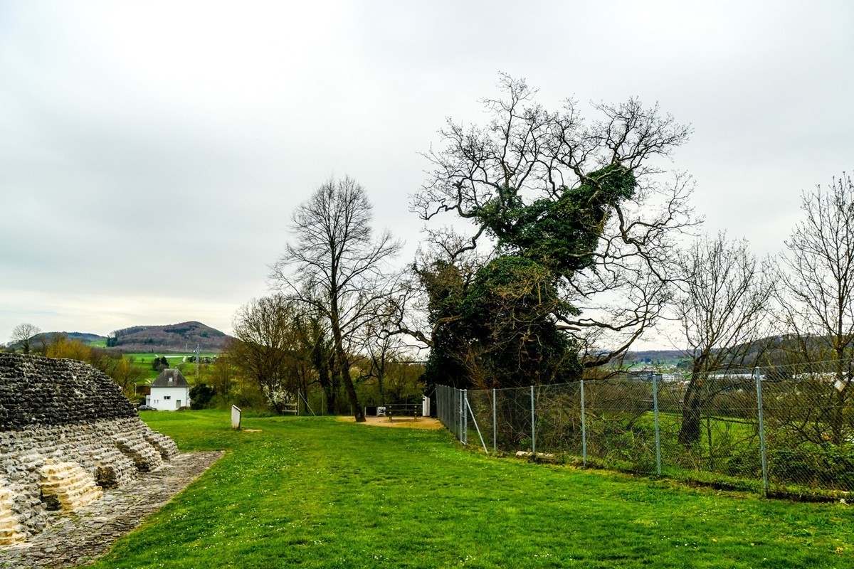 古堡遗址（瑞士”Augusta“）