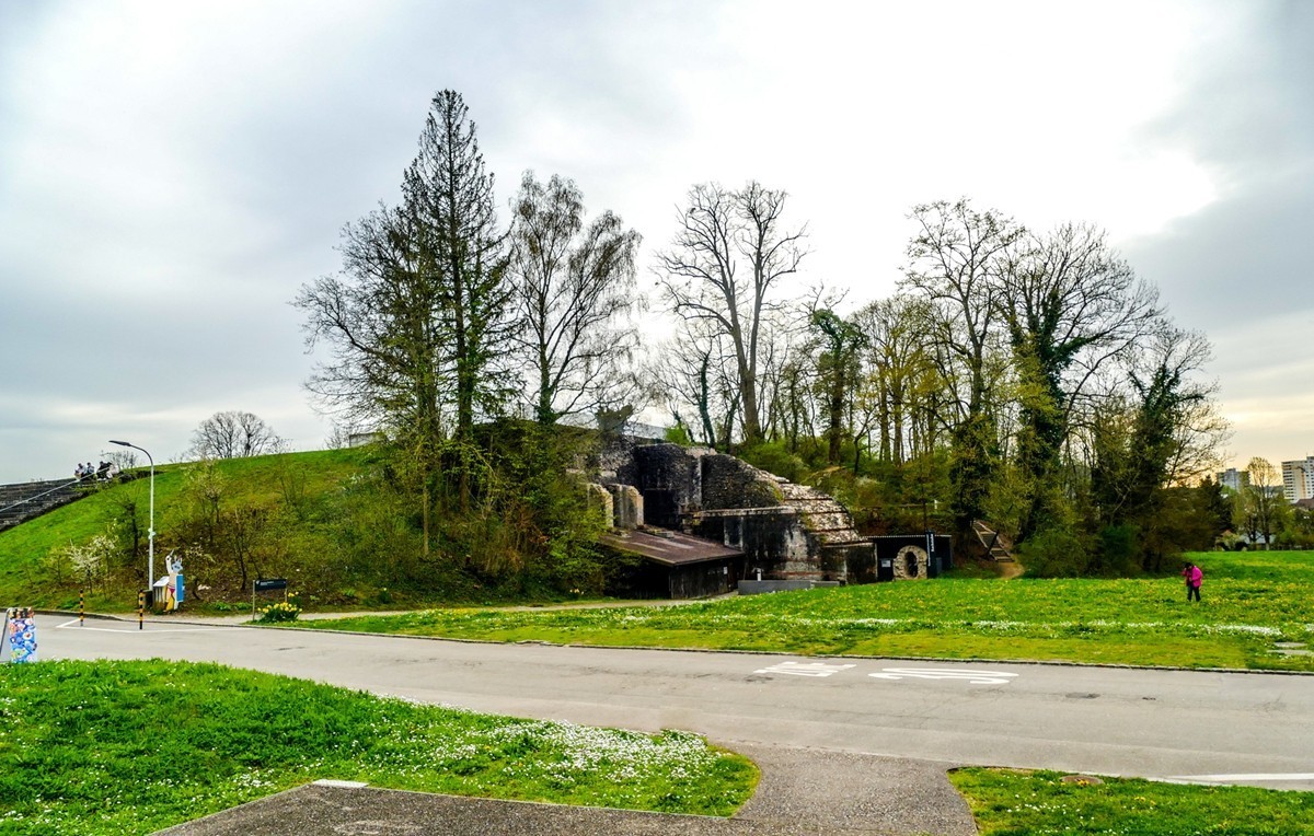 古堡遗址（瑞士”Augusta“）