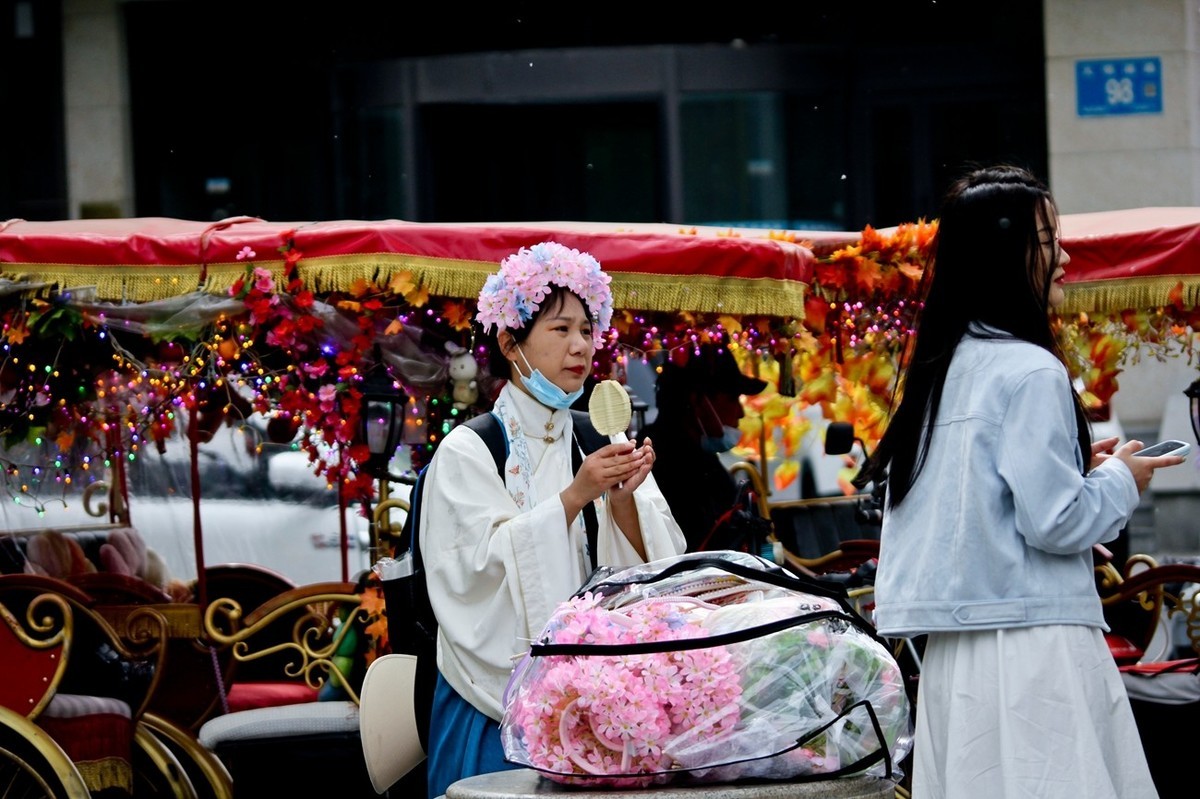 春日——明湖杂拍