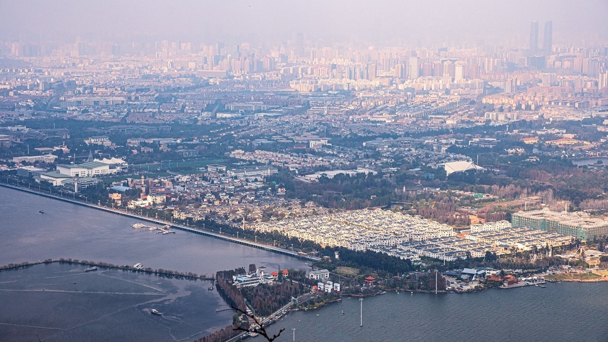 云南昆明--西山龙门【5】遥看昆明城