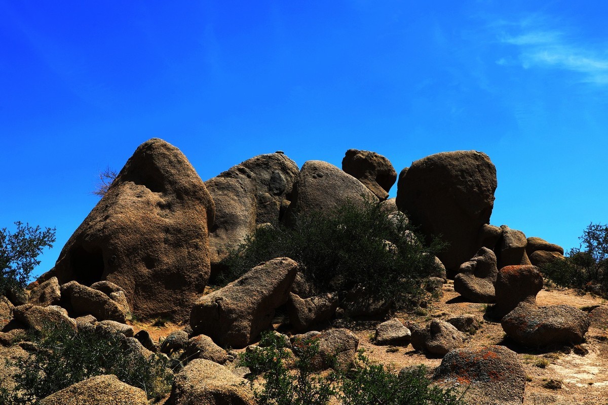 一些并不奇怪的石头