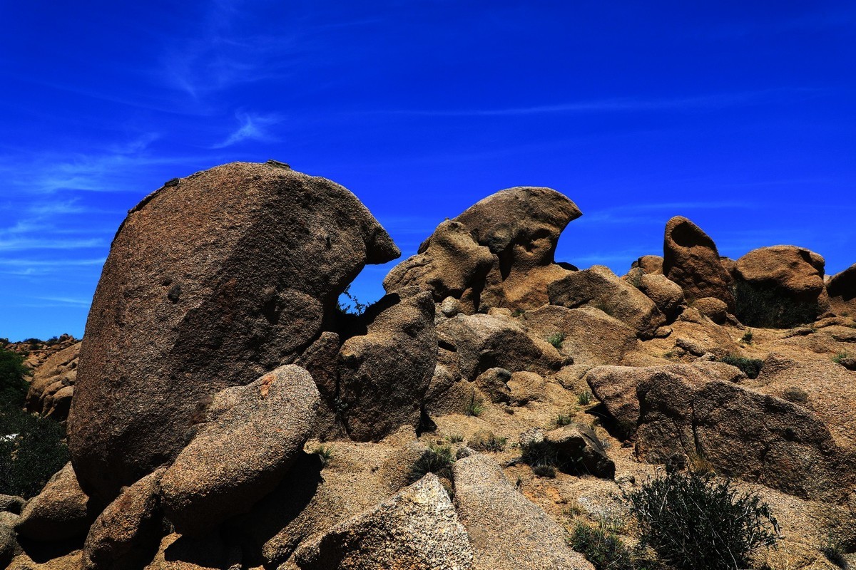 一些并不奇怪的石头