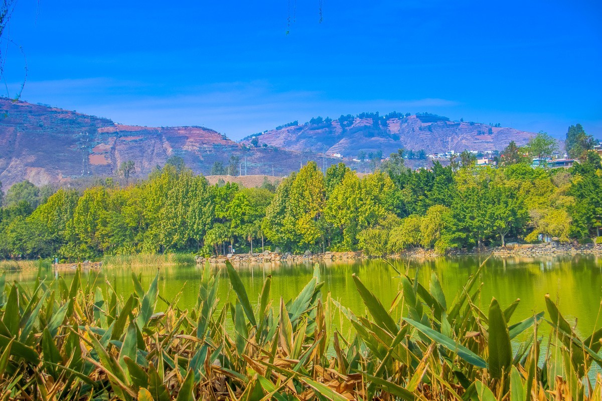 2024-10-10云南东川石头园（一）