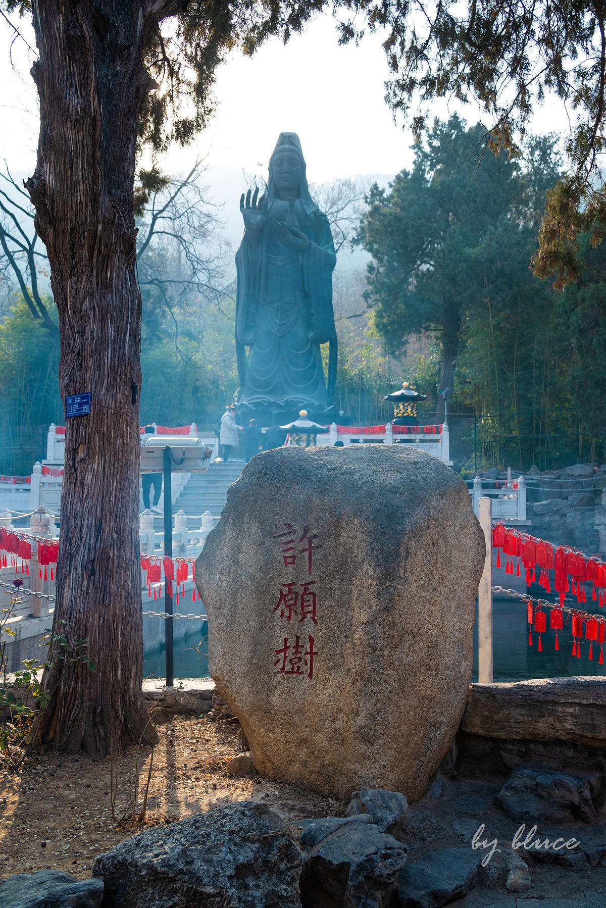 登千佛山（二）