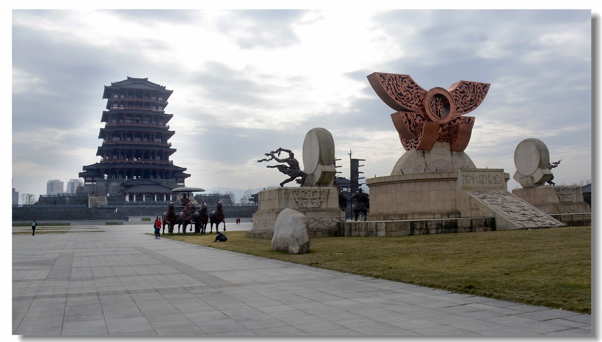 天汉楼广场（2022027）