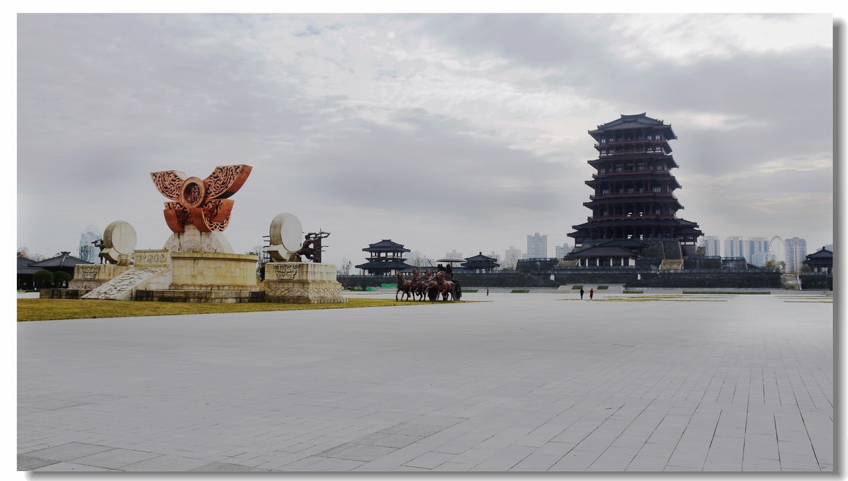 天汉楼广场（2022027）