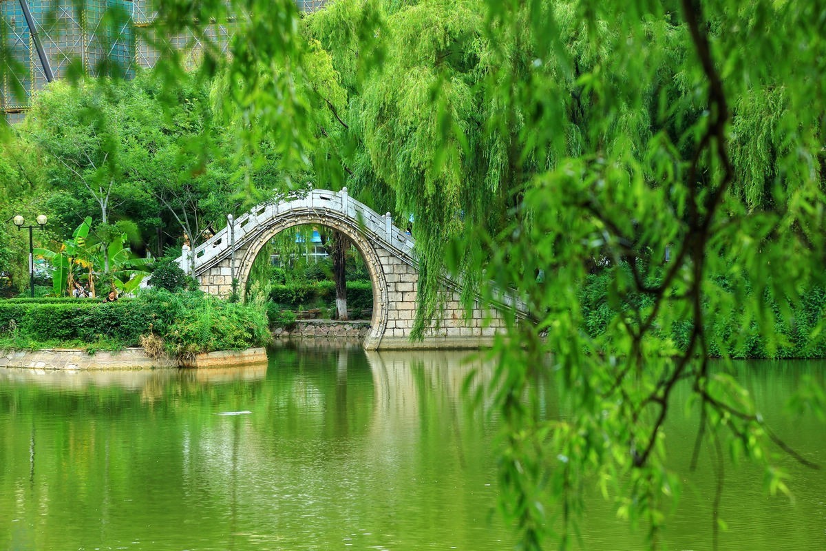 曲靖麒麟公园云南避暑游