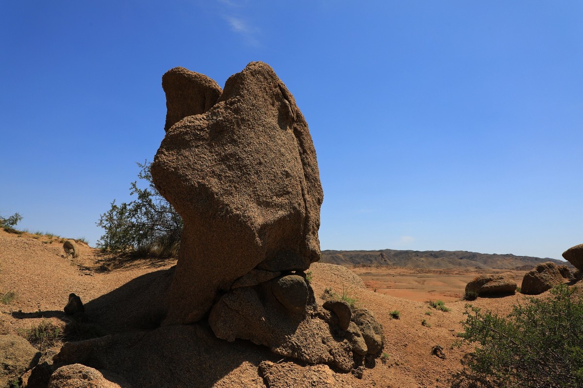 一些并不奇怪的石头