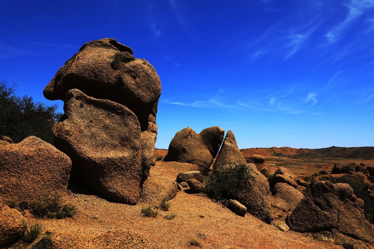 一些并不奇怪的石头