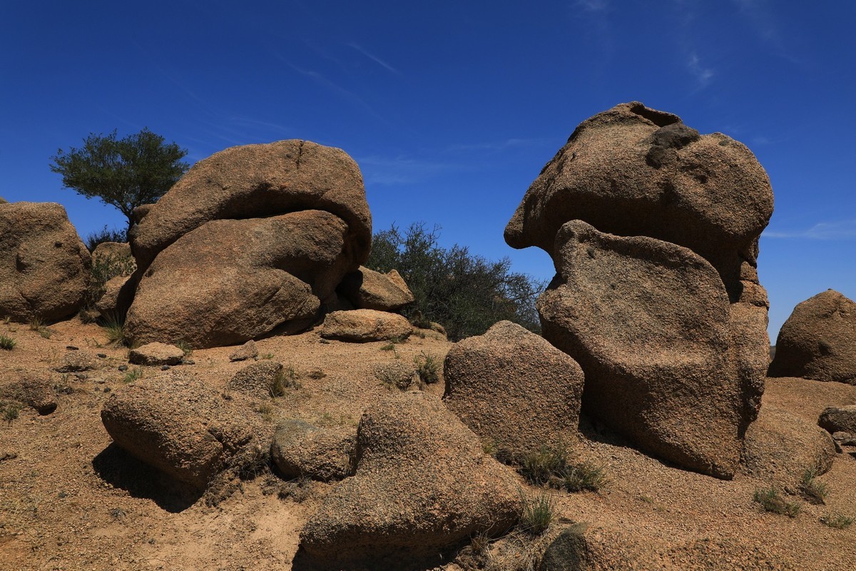 一些并不奇怪的石头