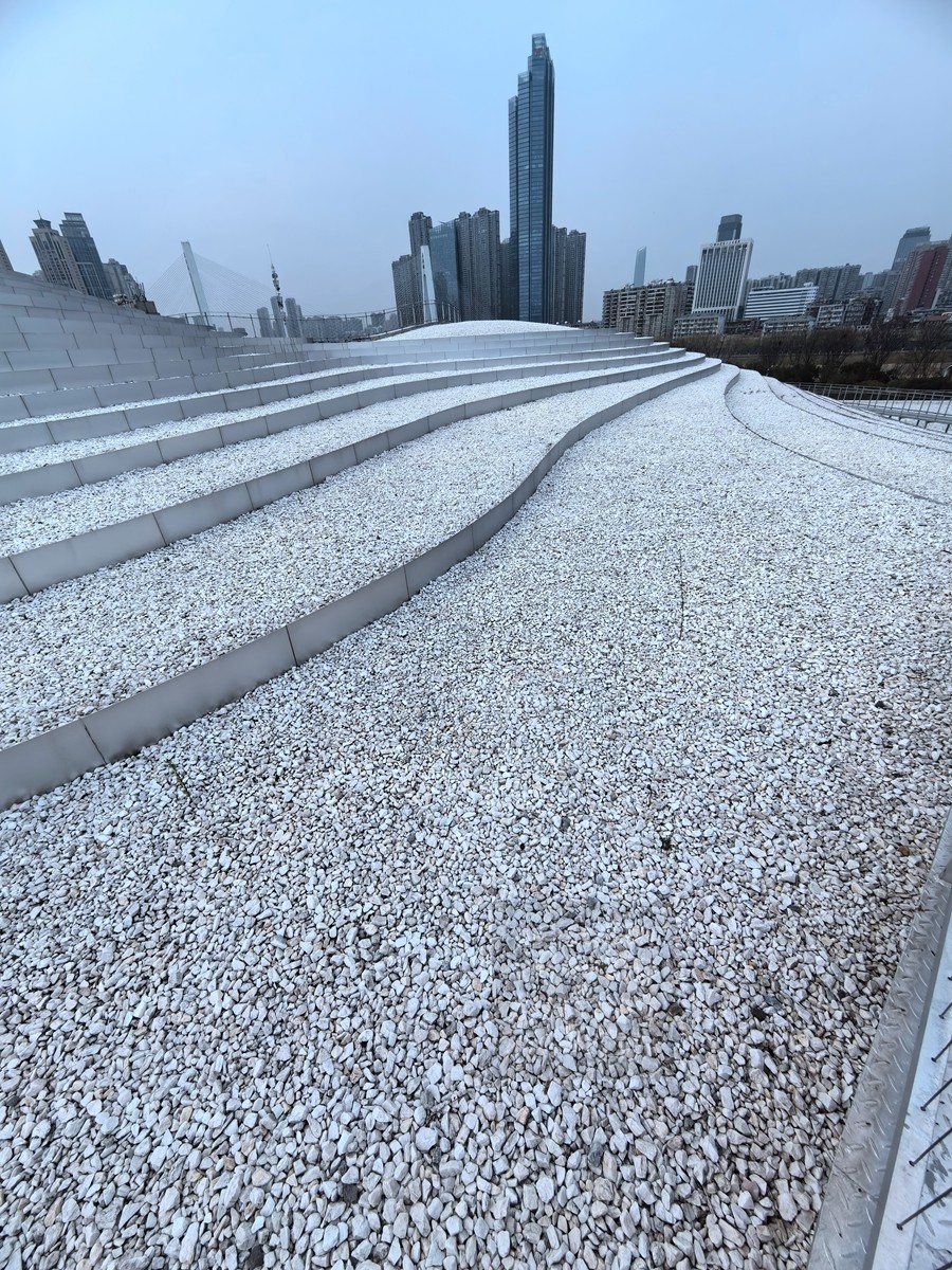 远方*武汉美术馆（琴台馆）——武汉随笔