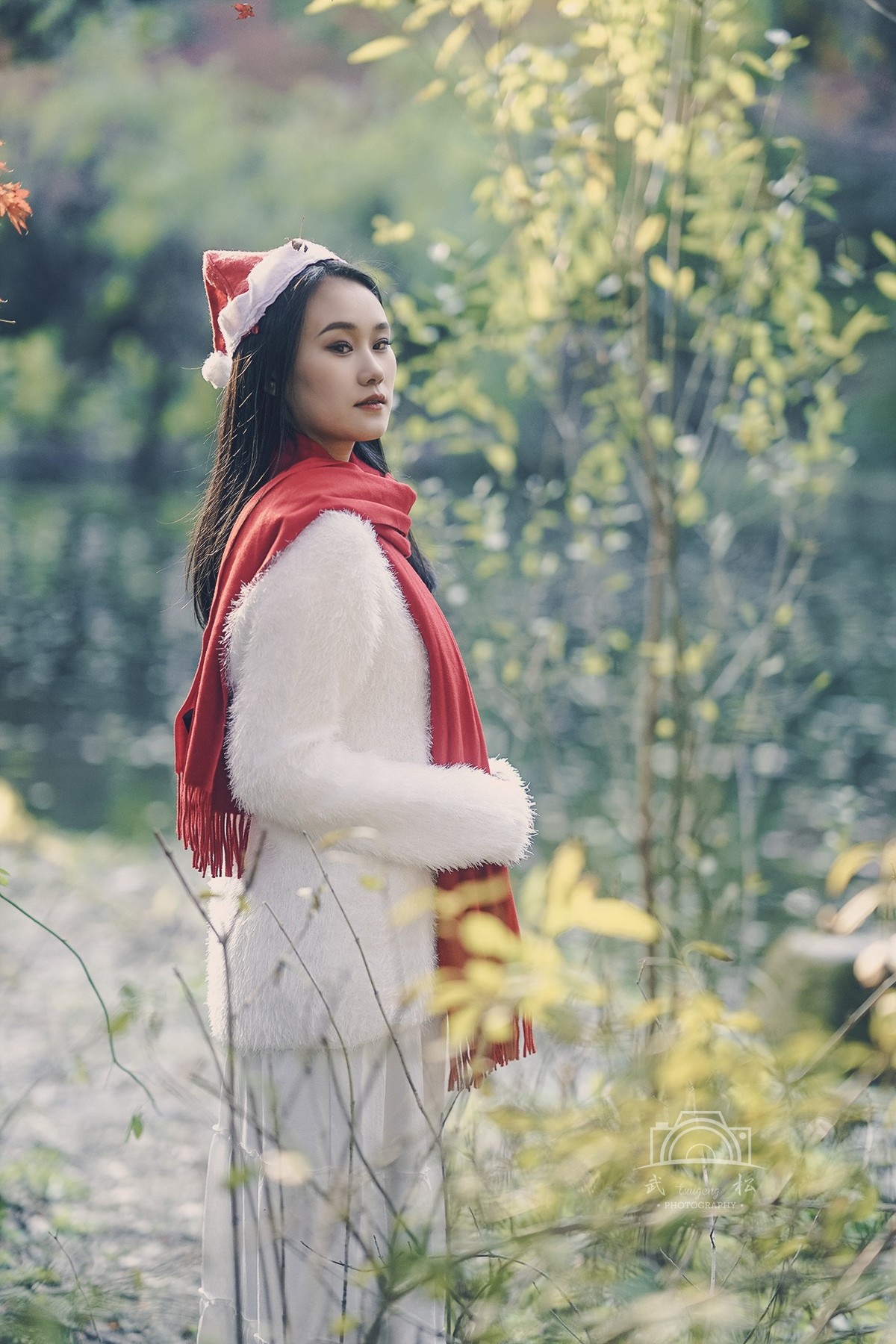 24年的圣诞女郎