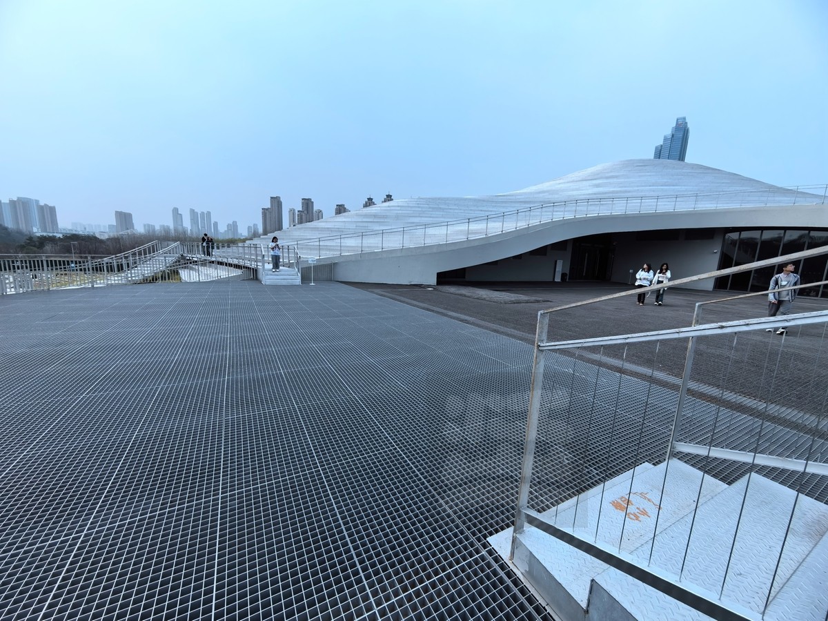 远方*武汉美术馆（琴台馆）——武汉随笔