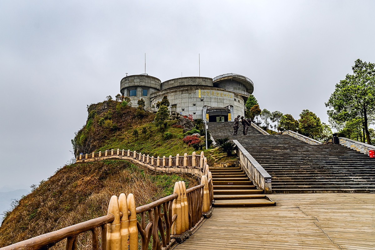 旅游记录 ：贵州 · 黔西南布依族苗族自治州 · 晴隆二十四道拐