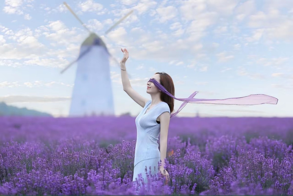 熏衣草中人像--长沙月亮岛4