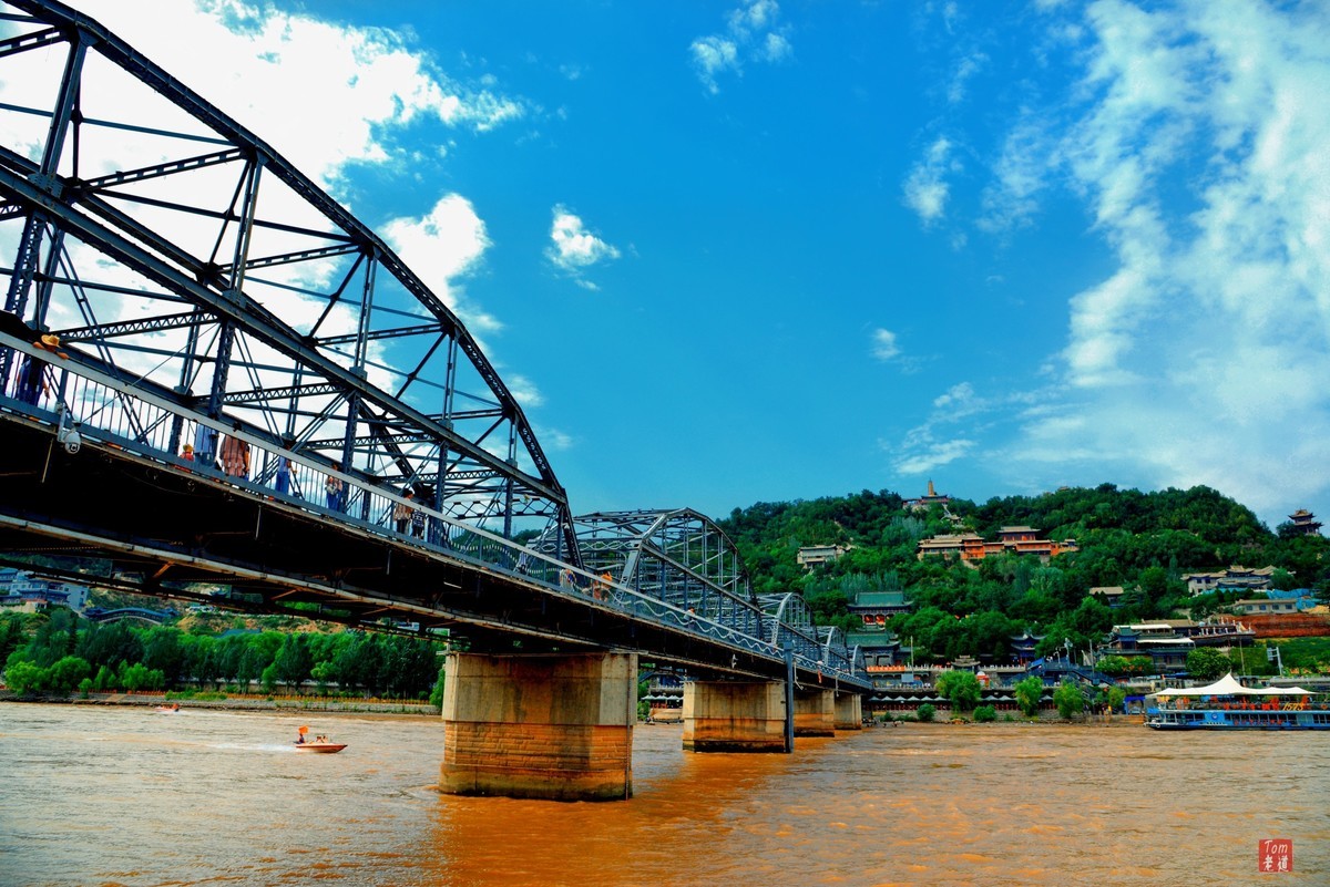 兰州（黄河铁桥、白塔山公园、黄河楼）