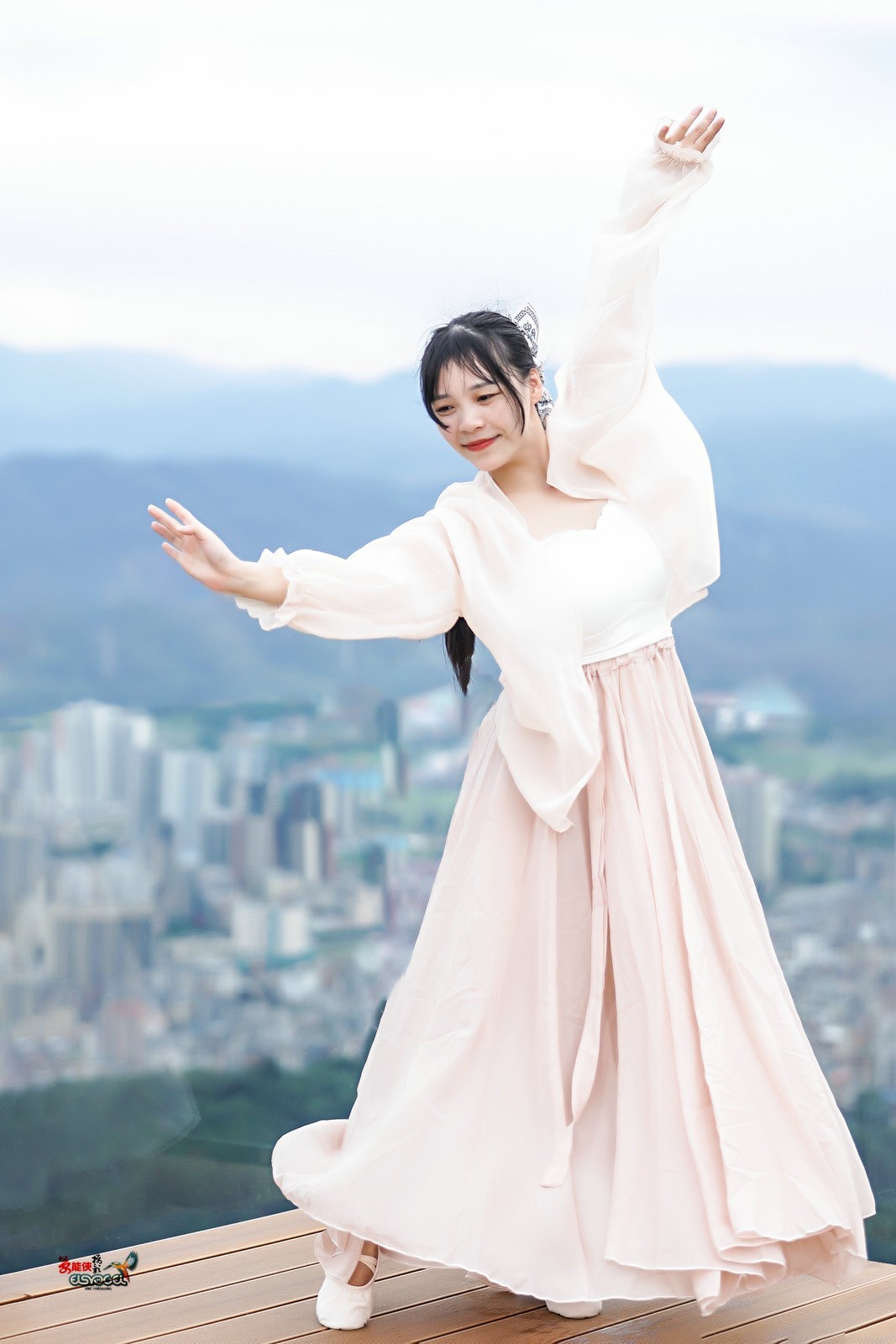 【云海少女】---佳佳