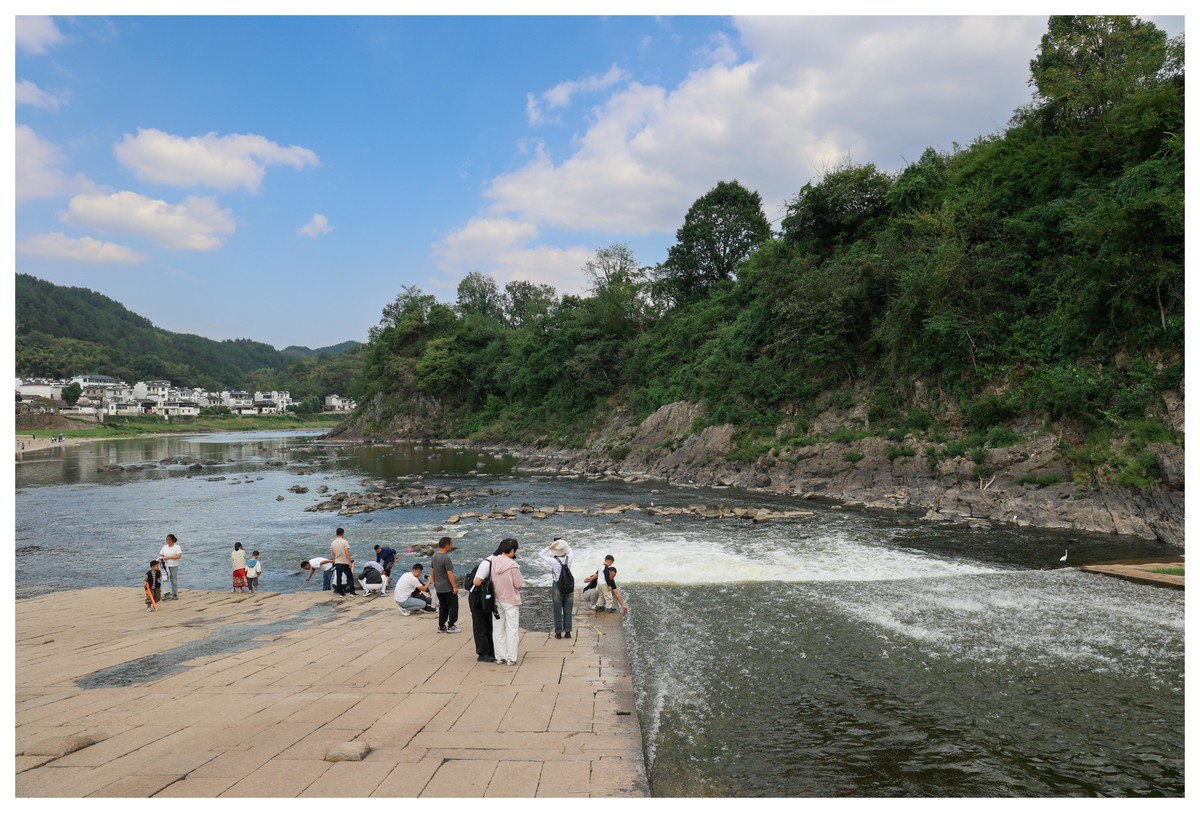 r6 24 105  国庆黄山渔梁坝渔梁村摄