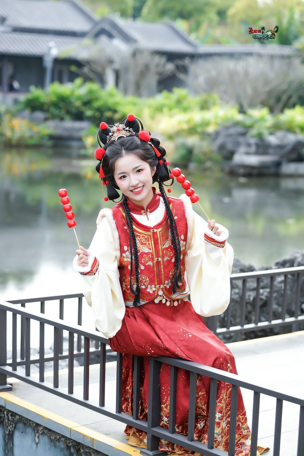 【可爱糖葫芦少女】---君君