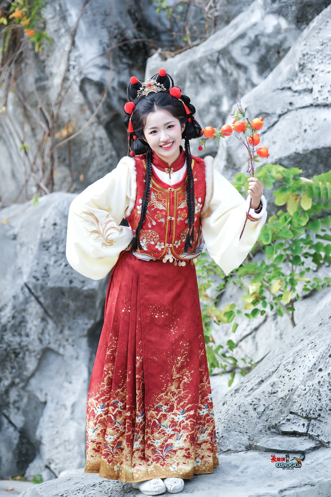 【可爱糖葫芦少女】---君君