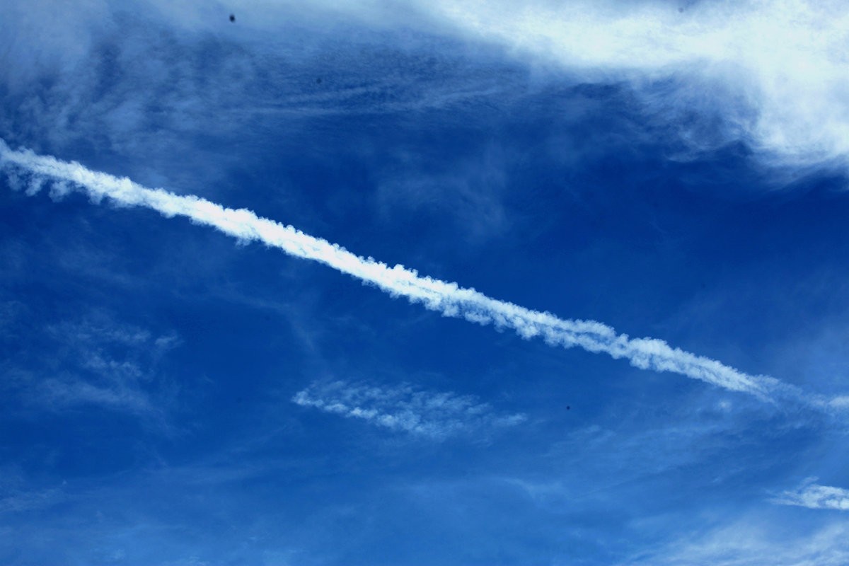 难得一见的蓝天白云