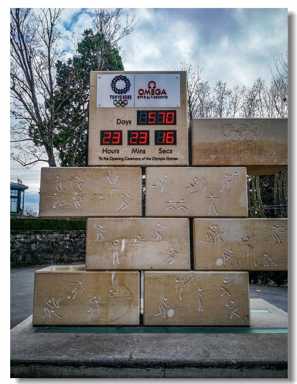 携“洛桑”花絮（瑞士）--祝杭州星空(中国)师友新年快乐！！