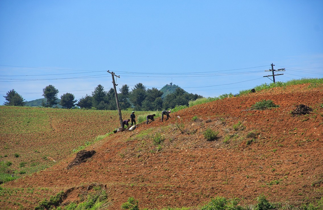 报到帖加纪录片《鸭绿江对岸的朝鲜景色》一般不容易见到，看一看图个新鲜！