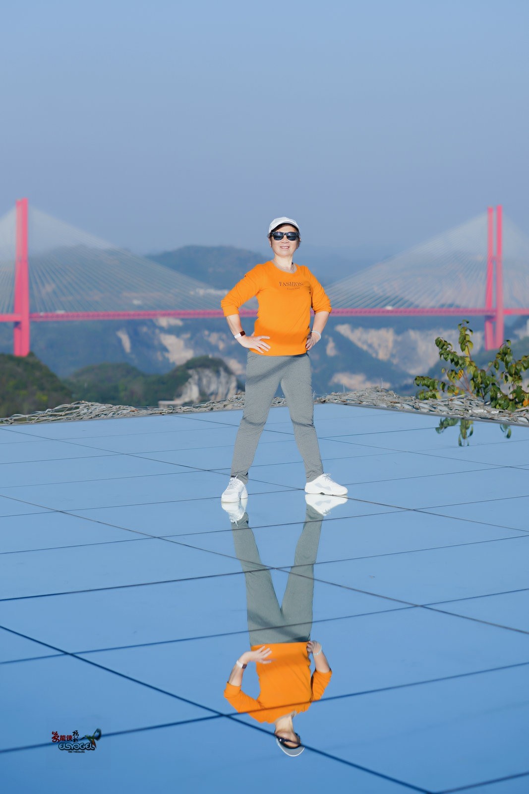 【贵州鸟江天空之境美女】---灿烂