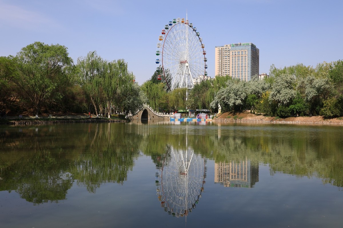 不喜微单就爱单反！