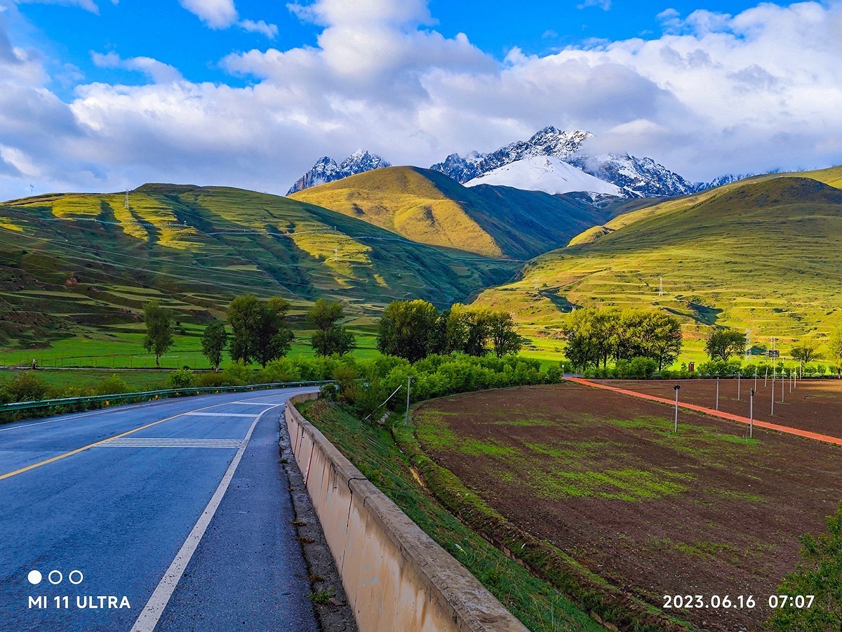 上海～成都～拉萨骑游随拍（66）雪山相伴