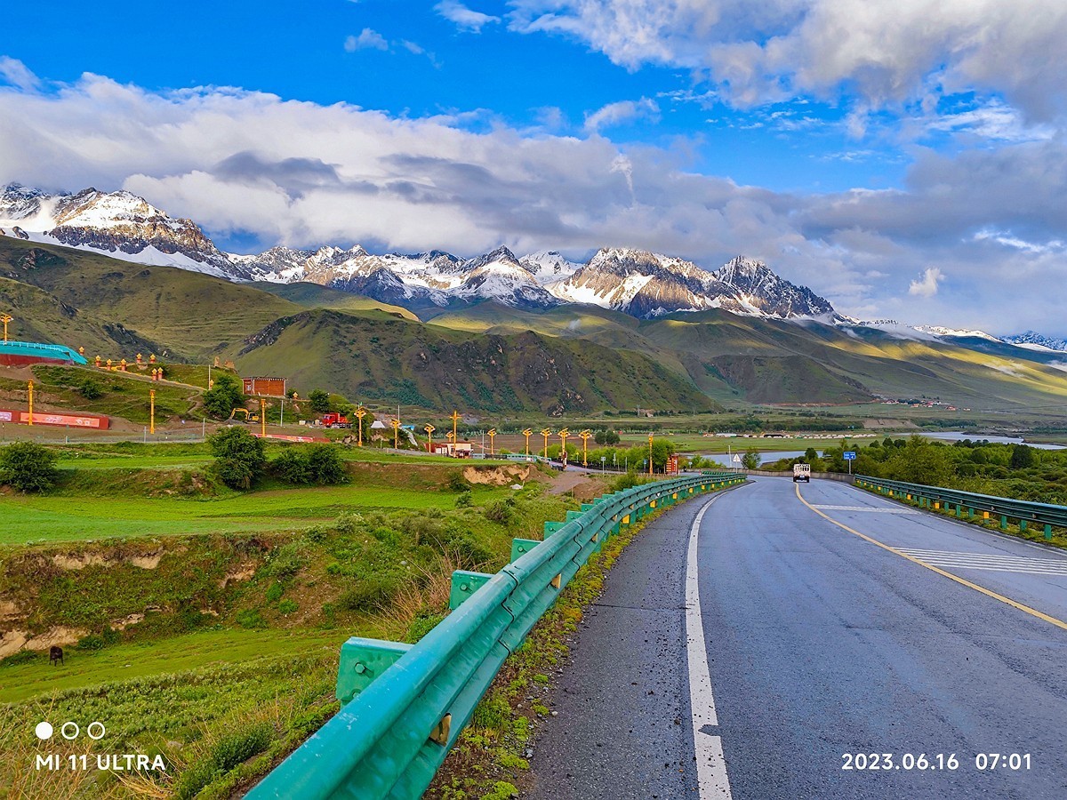上海～成都～拉萨骑游随拍（66）雪山相伴